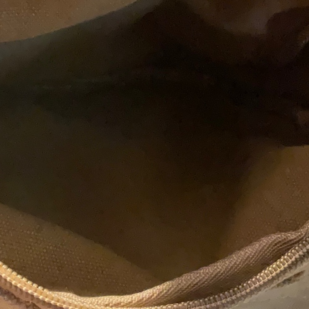 Maze Crossbody - Picture 2 of 2